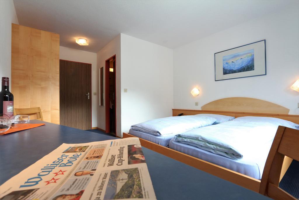 Hotel Garni Domino Зас-Фе Экстерьер фото